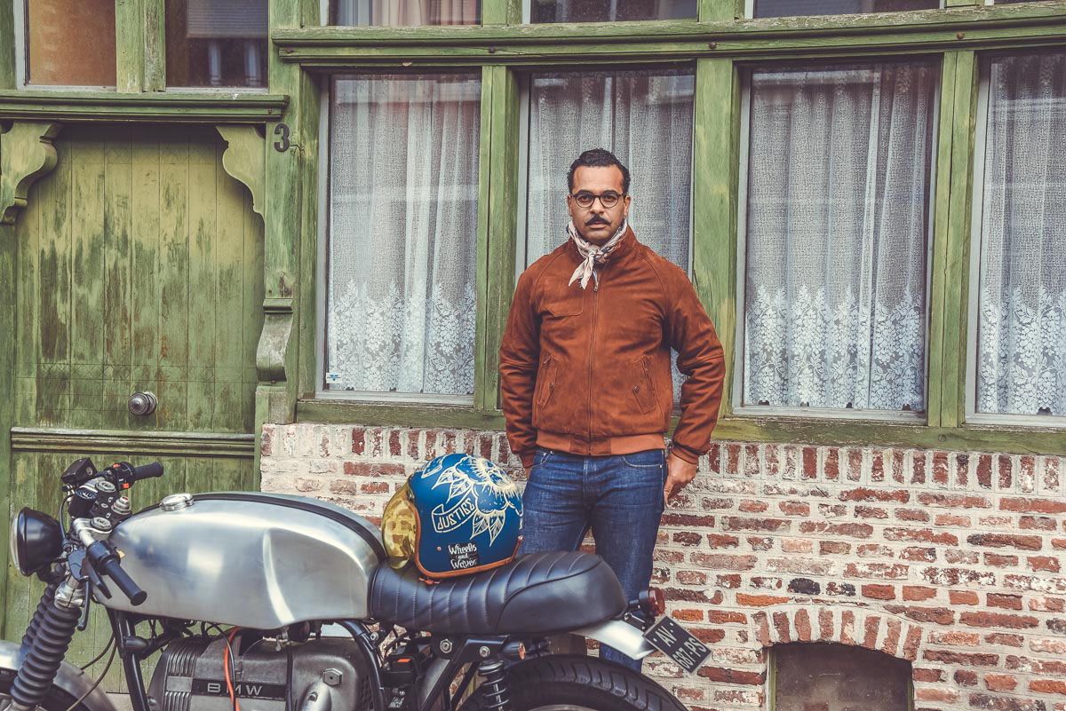 Blouson en Daim Steve Gentlemen's Factory, marque de vêtements pour motards, amateurs de café racer, moto vintage.