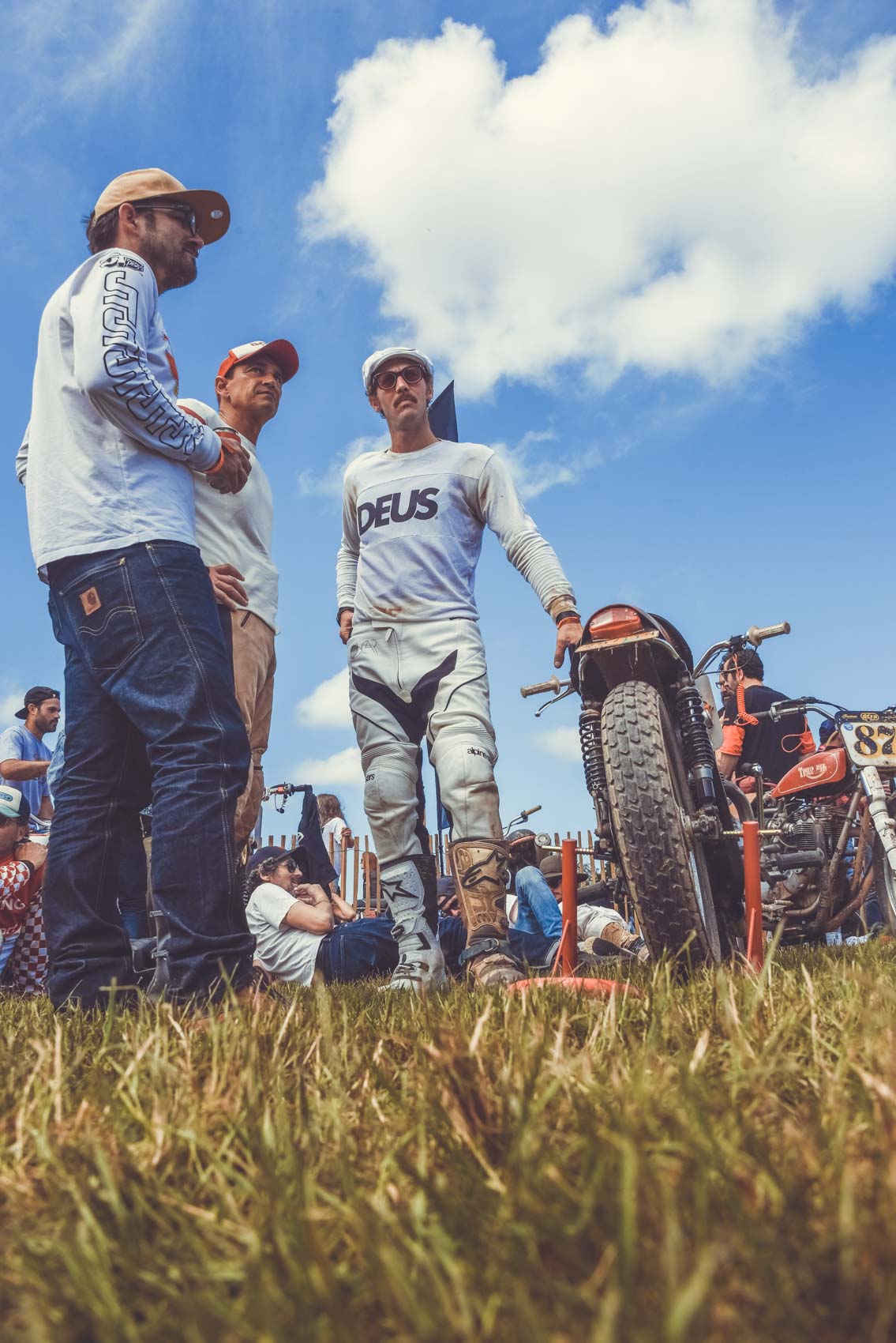 Wheels and Waves - Biarritz on vintage or custom motorcycle - Harley Davidson - Gentlemen's Factory - the motorcycle event of the custom scene and character bikes, surf, skate, prepared bikes, rides in the Basque Country
