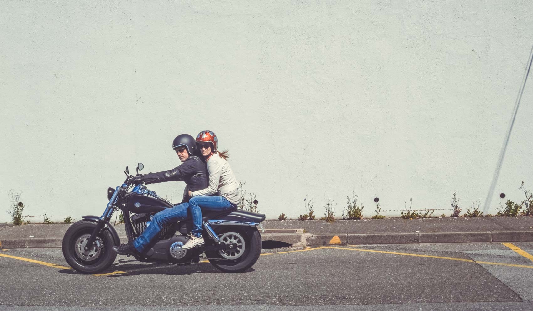 Wheels and Waves - Biarritz en moto vintage ou custom - Harley Davidson - Gentlemen's Factory - l'événement moto de la scène custom et motos de caractères, du surf, du skate, des motos préparée, des balades dans le pays Basque