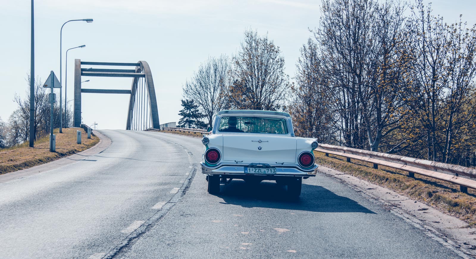Voitures américaines, muscle car, Hot Rod , Kustom kulture. Malibu, mustang, pick-up ou Ford F150 vous trouverez tout chez American Classics. Chevrolet ou El camino, Camaro ou Pontiac GTO faites votre choix. Photo Laurent Scavone