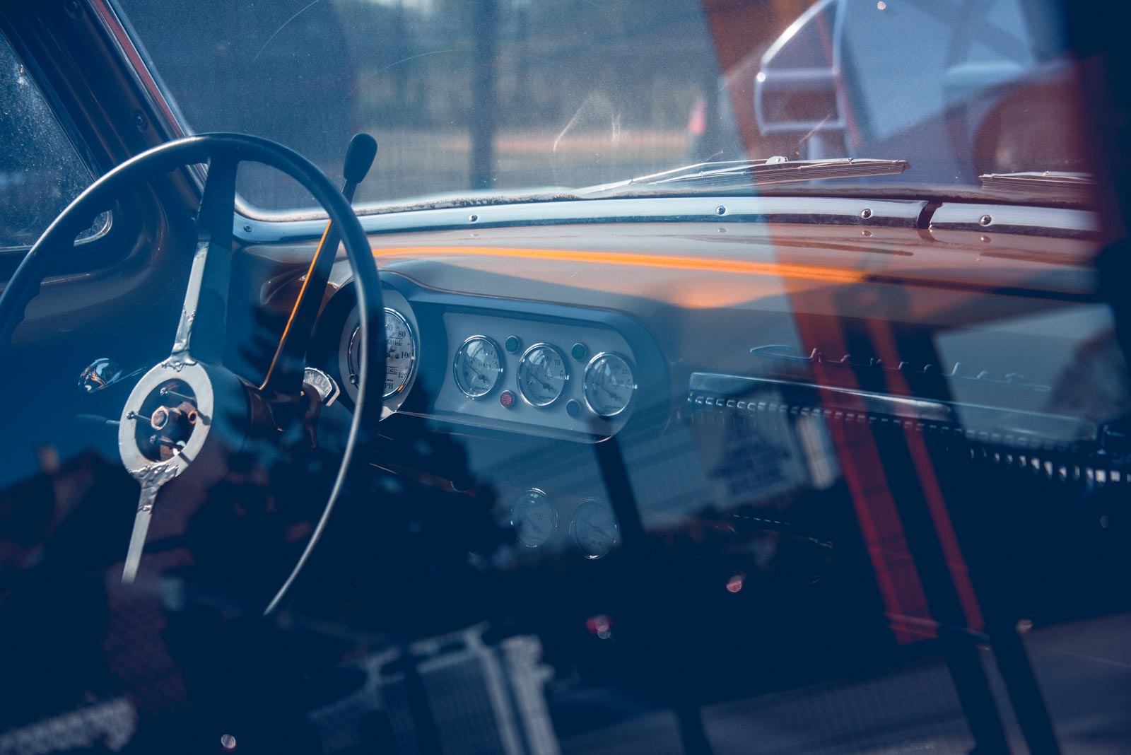 Voiture américaine, muscle car, Hot Rod , Kustom kulture. Malibu, mustang, pick-up ou Ford F150 vous trouverez tout chez American Classics. Photo Laurent Scavone