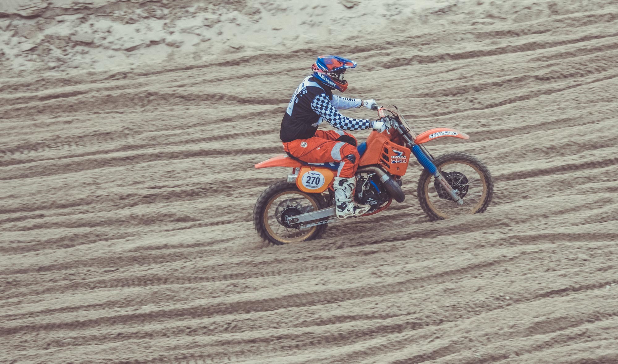 Enduropale du Touquet Vintage, course de moto anciennes photos Laurent Scavone
