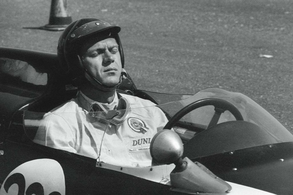 Steve mcqueen dans le film Le Mans